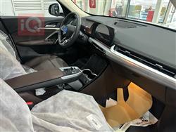 بي ام دبليو iX1